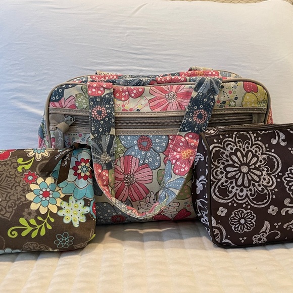Thirty-One Multicolor Floral Travel Bag Set- 3 Bags - Picture 2 of 13
